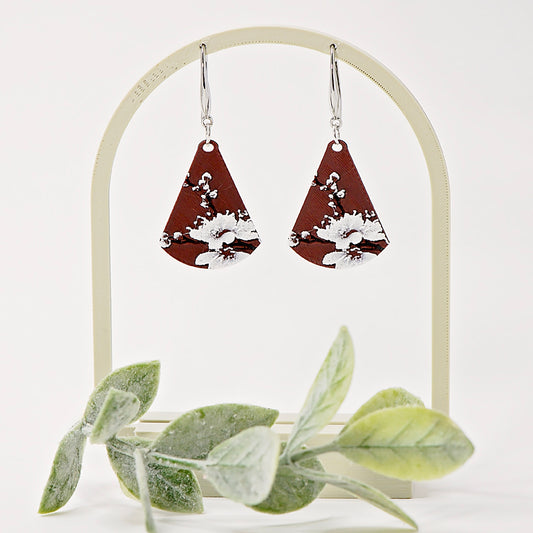 Foral Burgandy and White